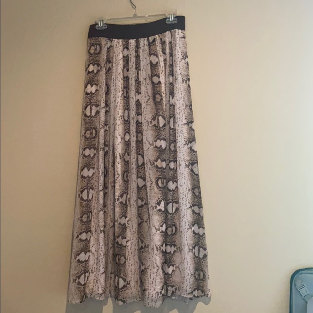 Maxi skirt